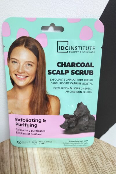 Exfoliante capilar para cuero cabelludo de carbón vegetal