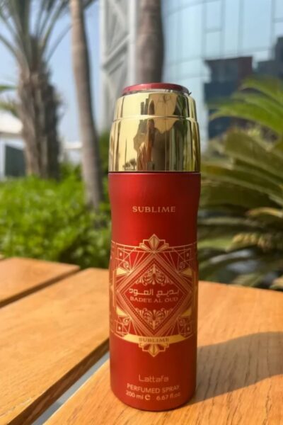Perfume/desodorante en spray Bade’e Al Oud