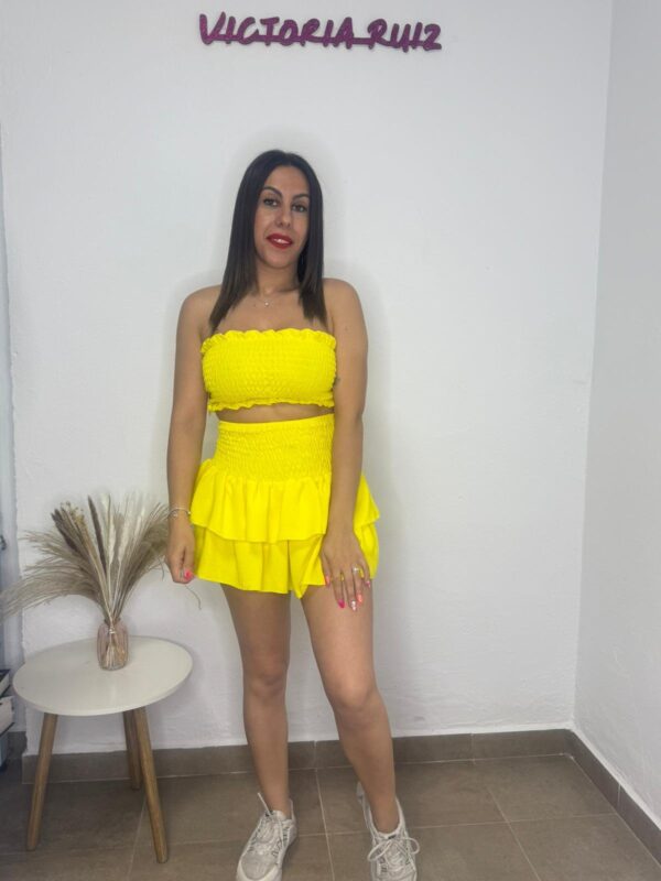 Conjunto Paula Amarillo