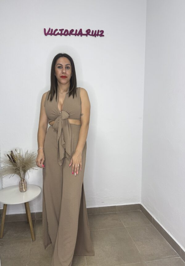Conjunto Reina marron - Imagen 2