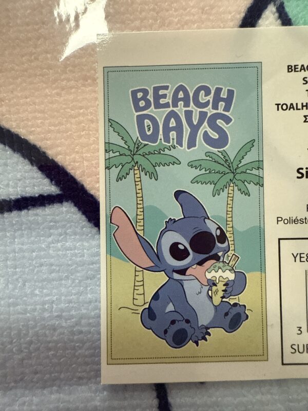 Toalla Stitch palmeras