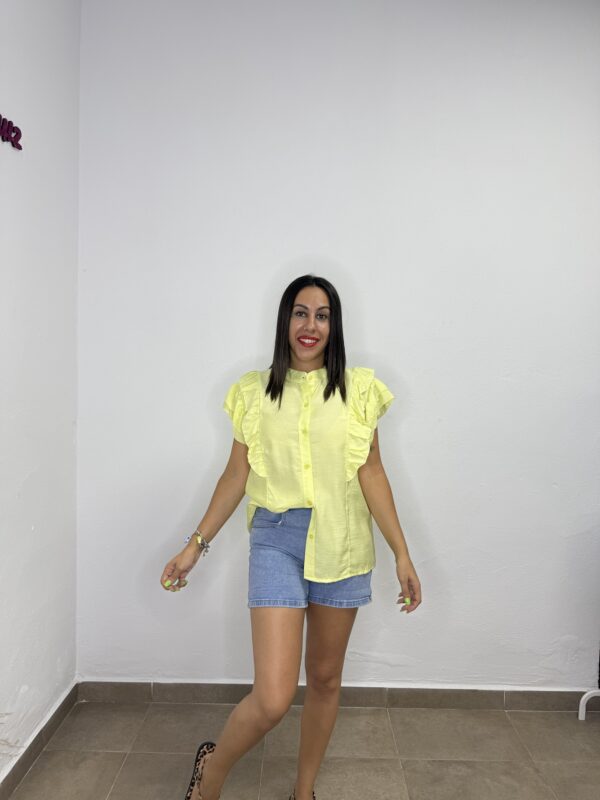 Camisa volante amarilla