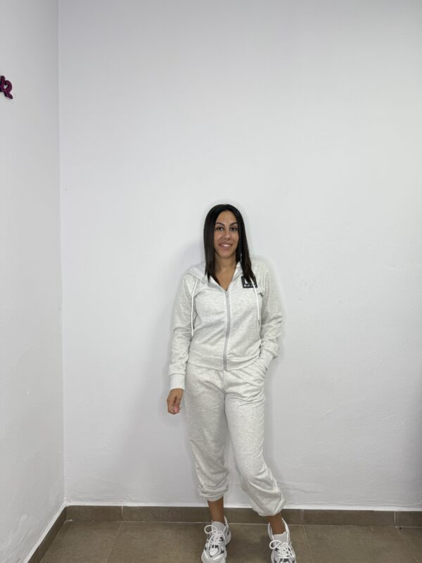 Conjunto deportivo Marina gris