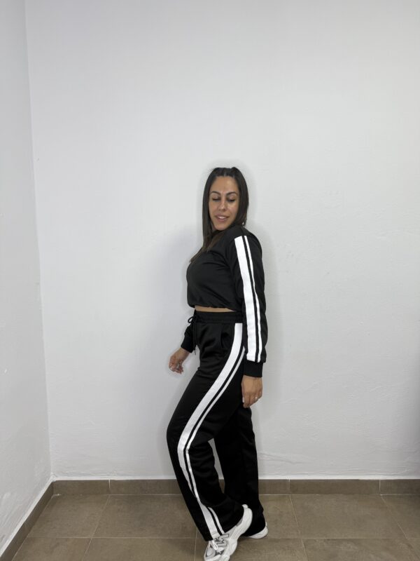 Conjunto deportivo Sonia negro