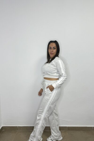 Conjunto deportivo Sonia gris