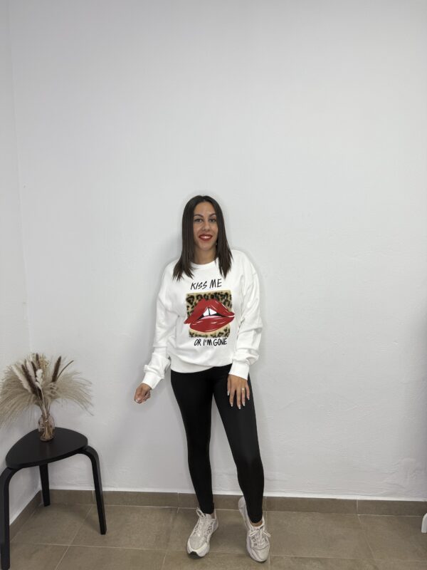 Sudadera beso - Imagen 2