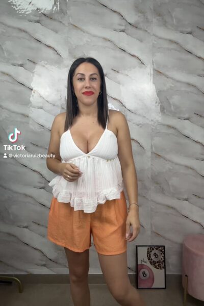 Top blanco piedras